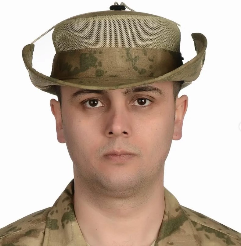 KAMUFLAJ FÖTR ŞAPKA